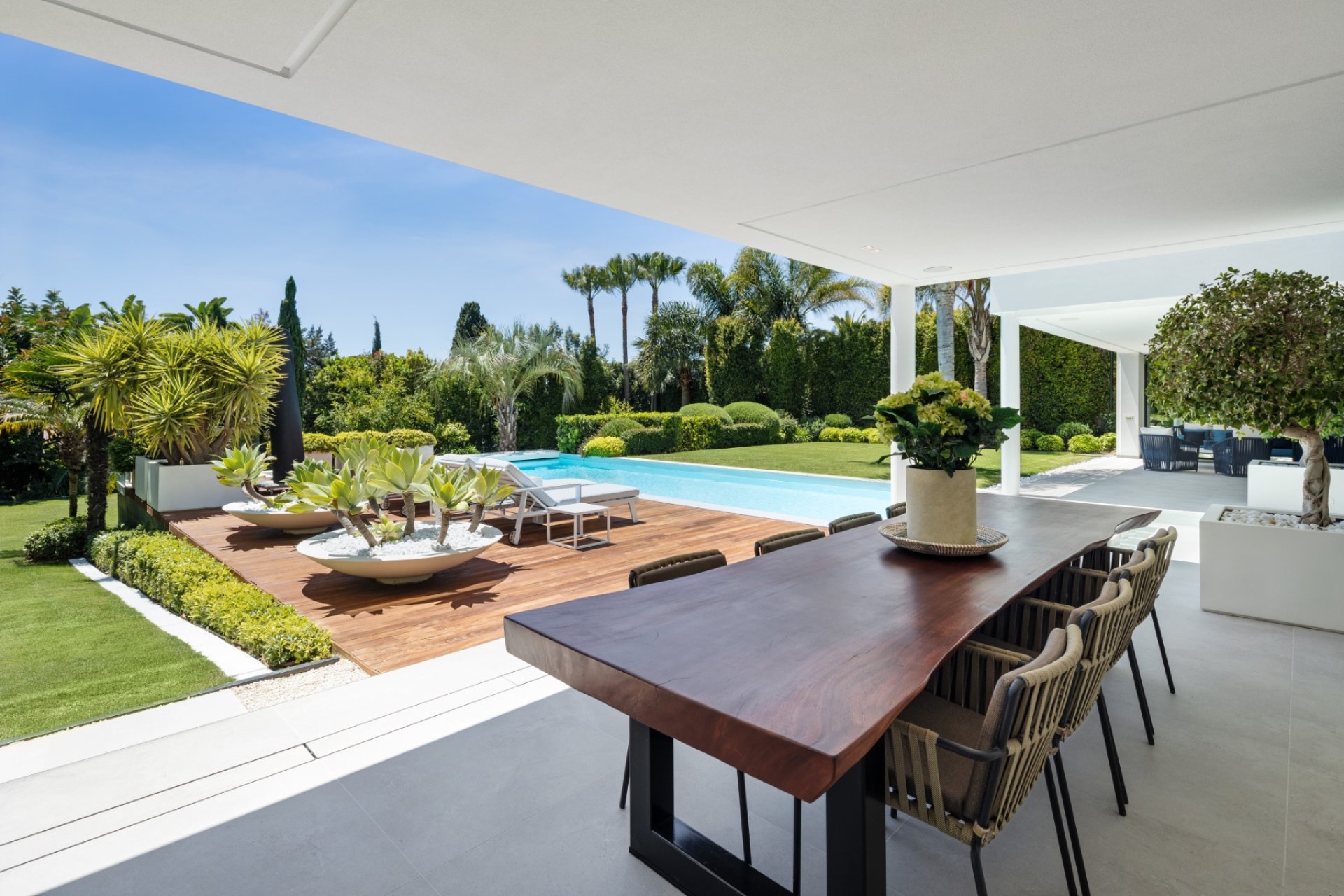 Herverkoop - Villa -
Marbella - East Marbella