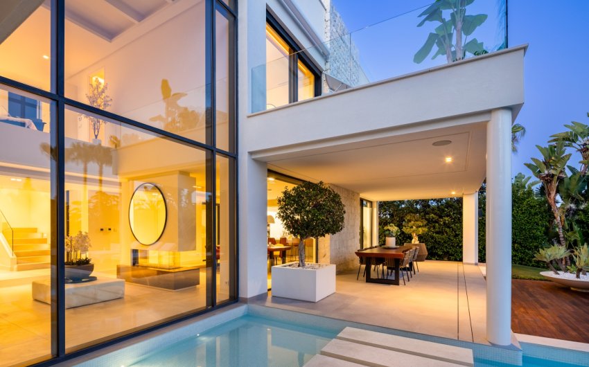 Herverkoop - Villa -
Marbella - East Marbella