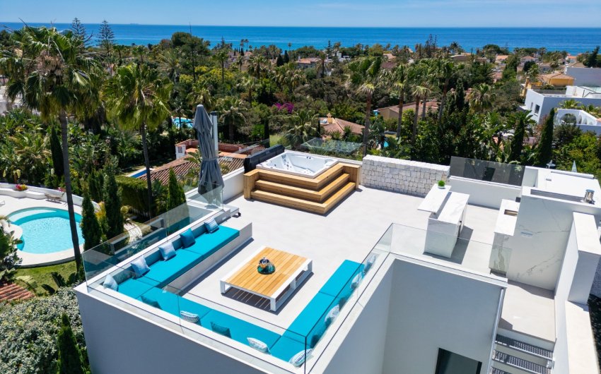 Herverkoop - Villa -
Marbella - East Marbella