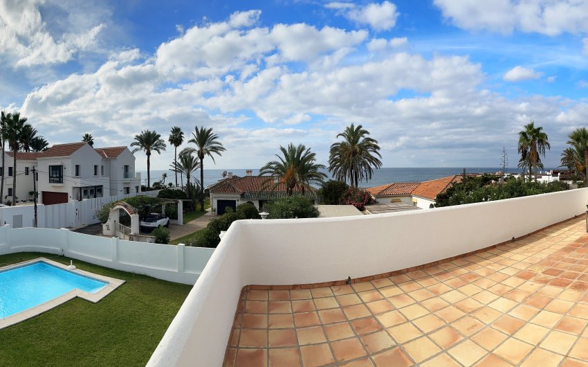 Herverkoop - Villa -
Marbella - Las Chapas