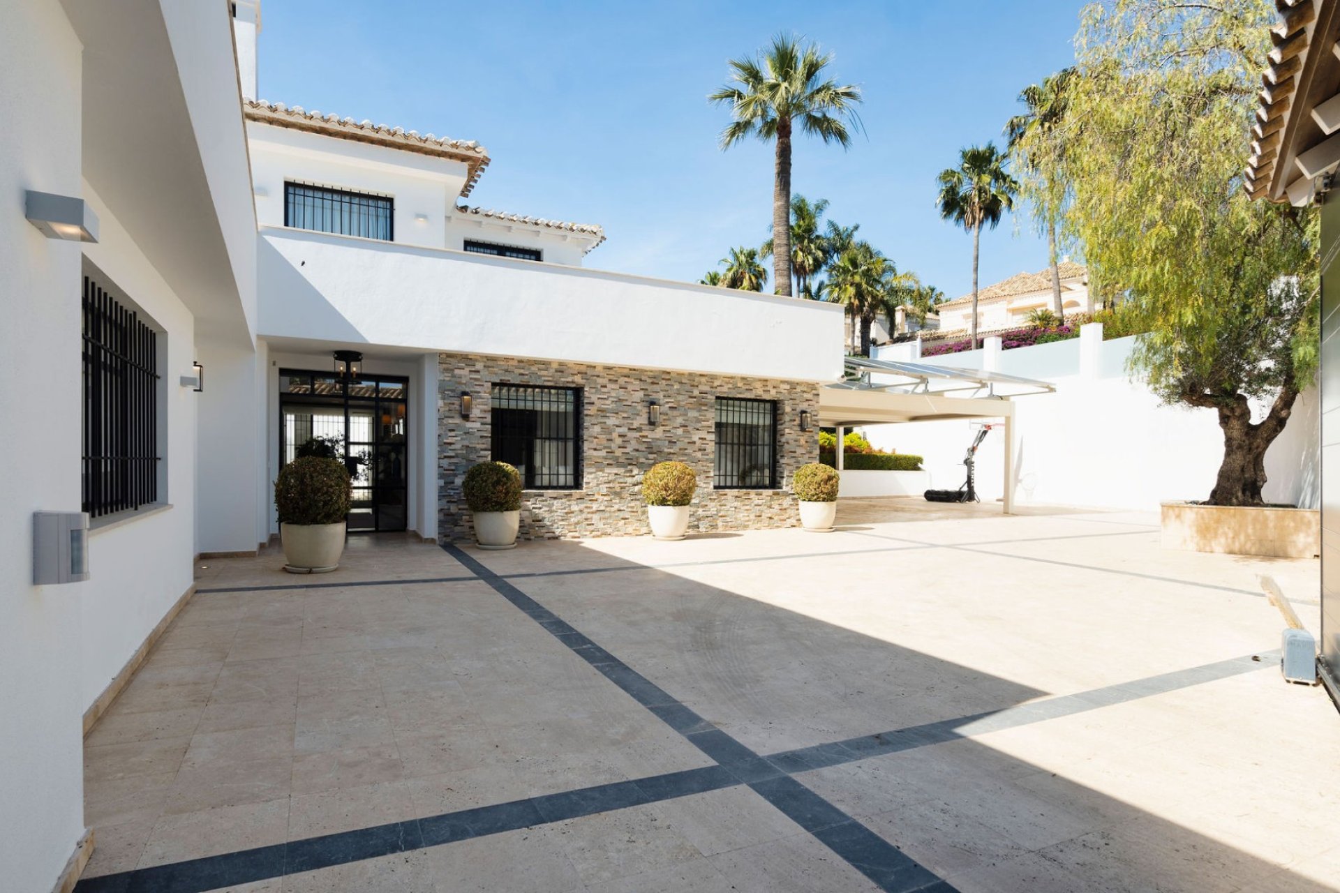 Herverkoop - Villa -
Marbella - Los Naranjos de Marbella
