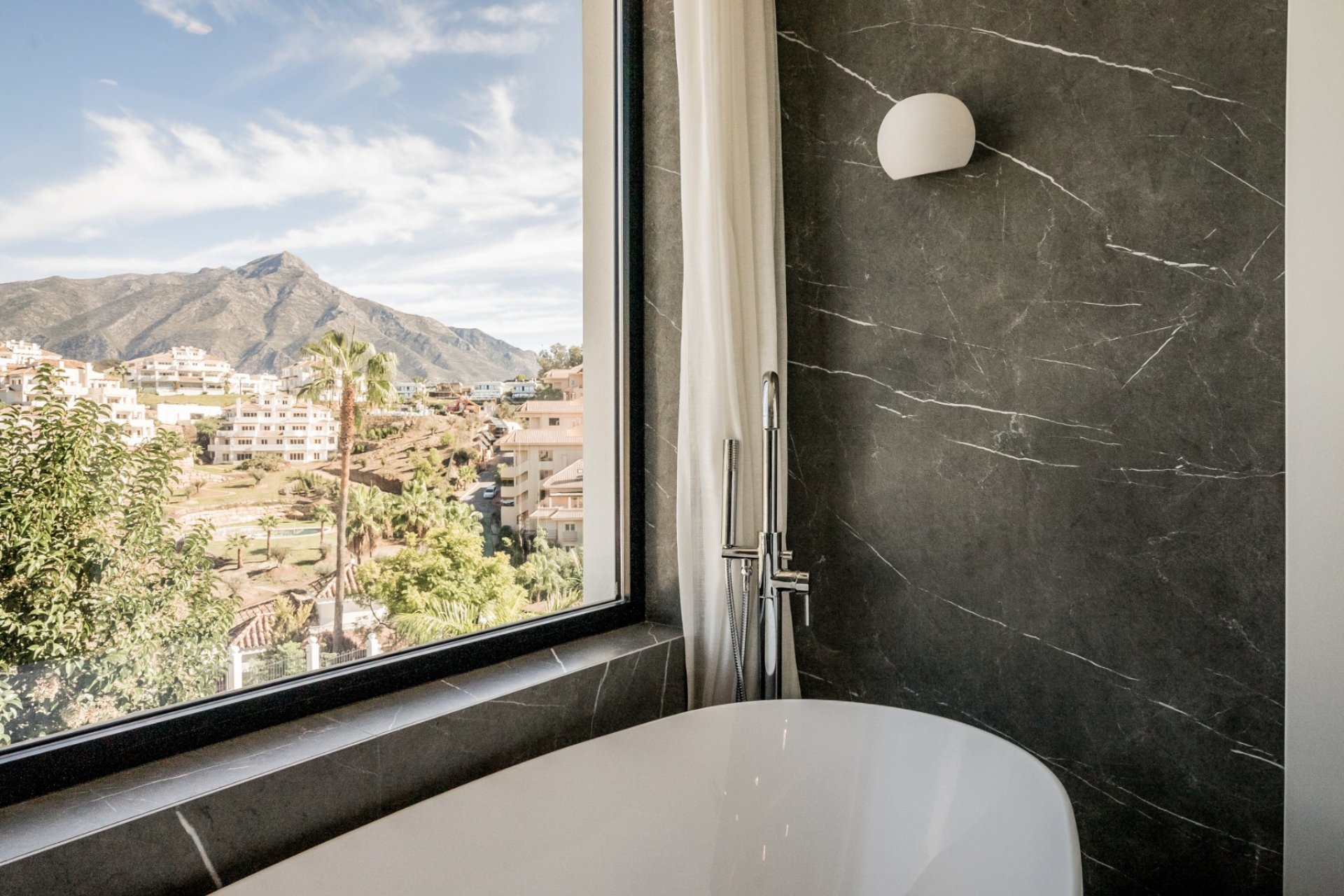 Herverkoop - Villa -
Marbella - Los Naranjos de Marbella