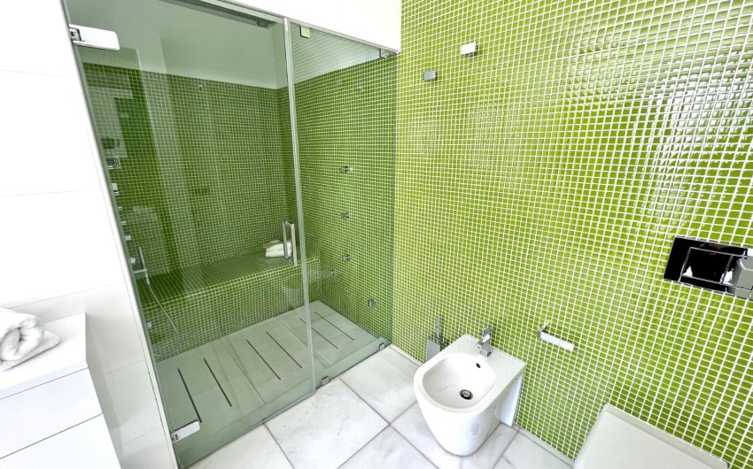 Herverkoop - Villa -
Marbella - Nueva Andalucía