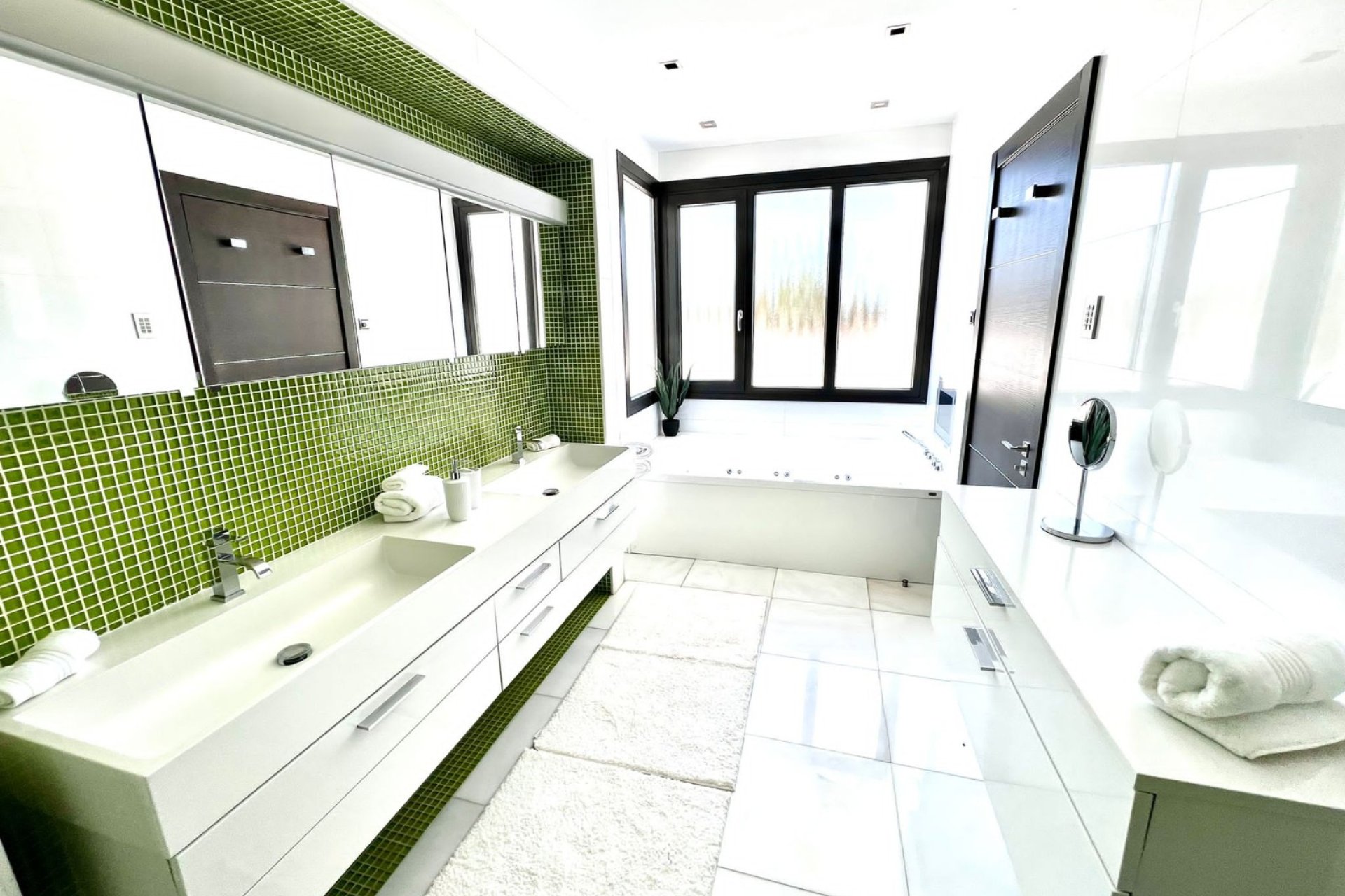 Herverkoop - Villa -
Marbella - Nueva Andalucía