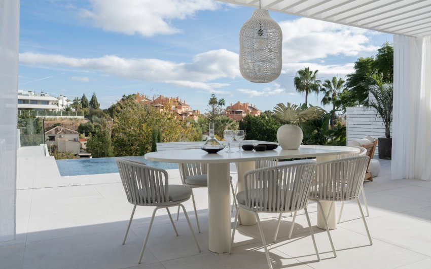 Herverkoop - Villa -
Marbella - Nueva Andalucía