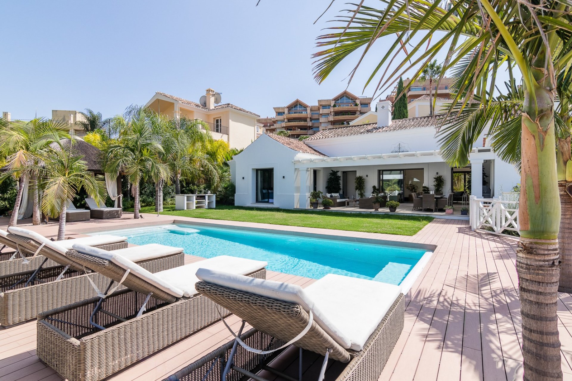 Herverkoop - Villa -
Marbella - Nueva Andalucía