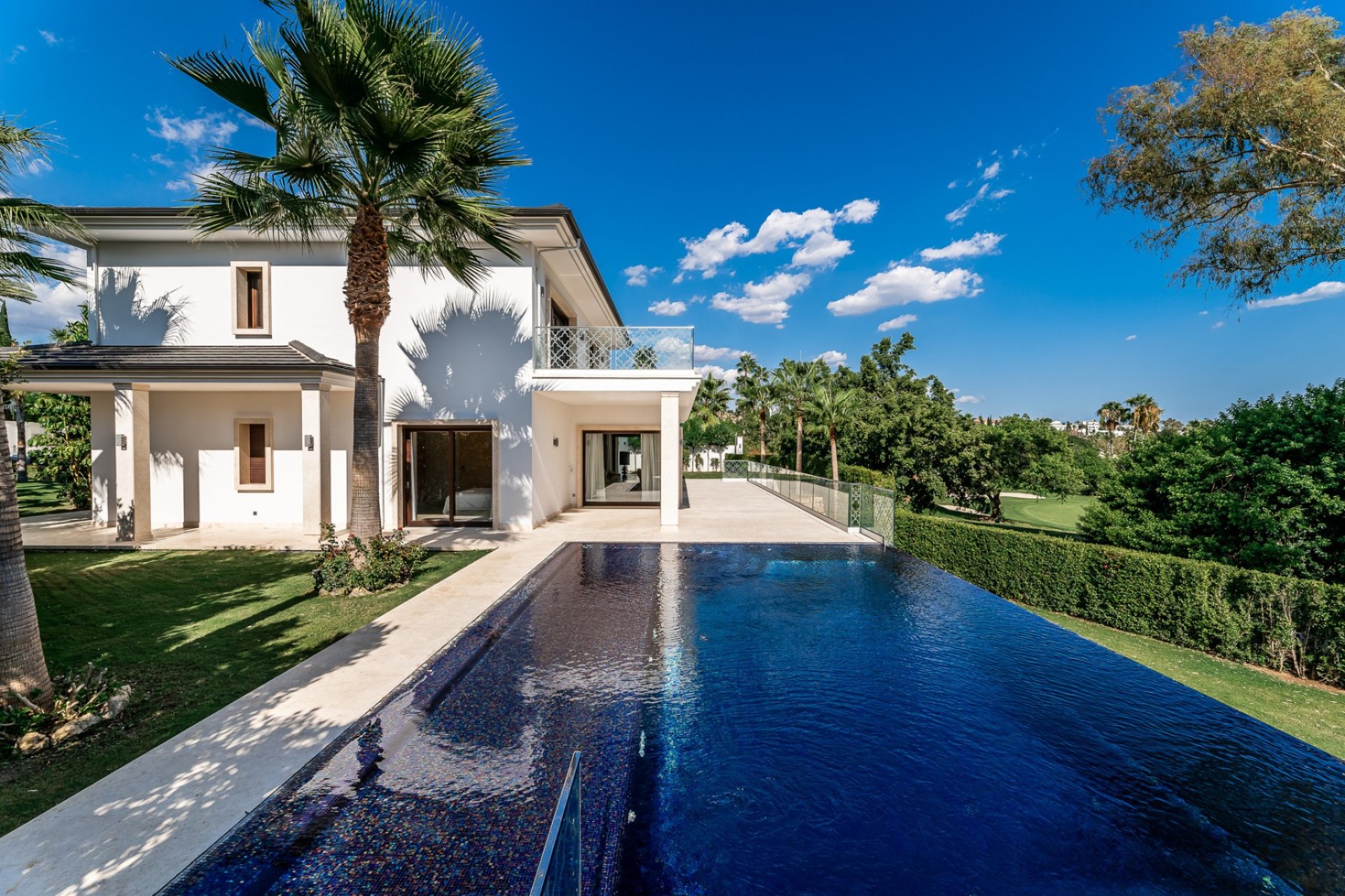 Herverkoop - Villa -
Marbella - Nueva Andalucía