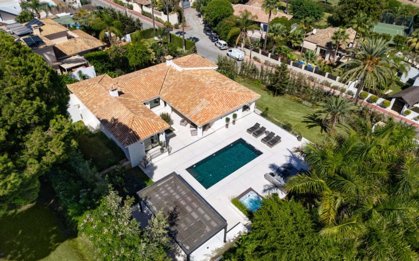 Herverkoop - Villa -
Marbella - Nueva Andalucía