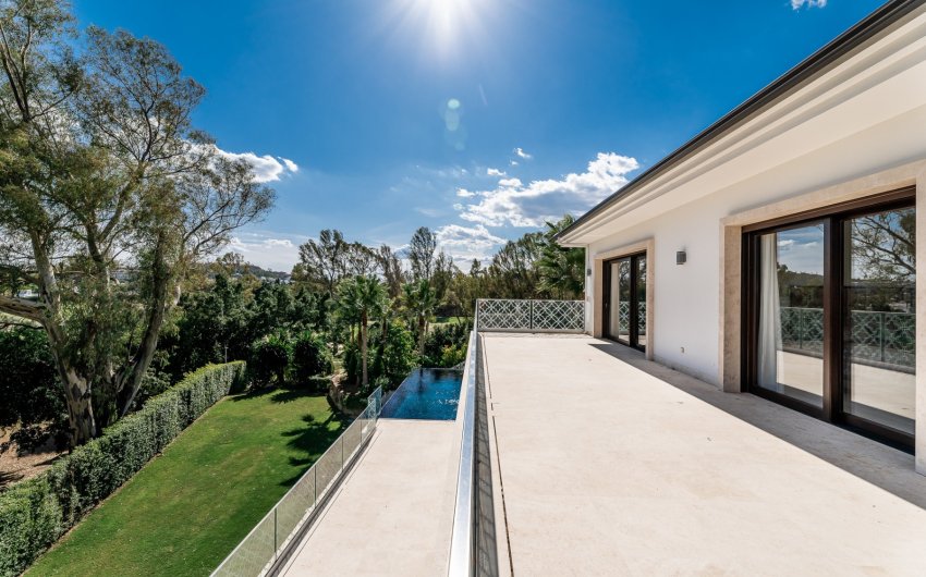 Herverkoop - Villa -
Marbella - Nueva Andalucía