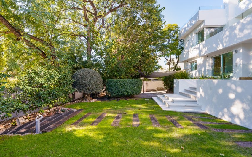 Herverkoop - Villa -
Marbella - Nueva Andalucía