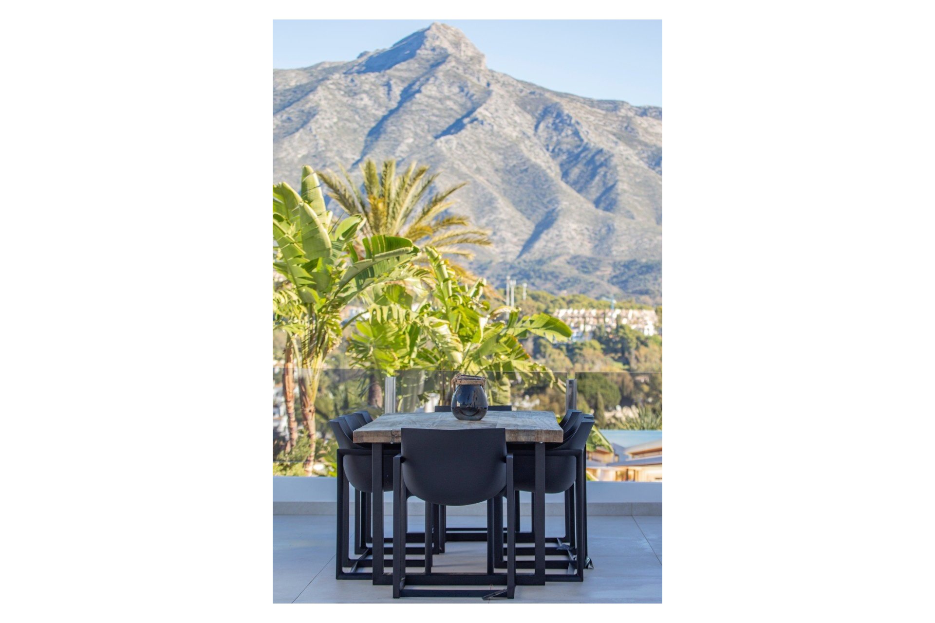 Herverkoop - Villa -
Marbella - Nueva Andalucía