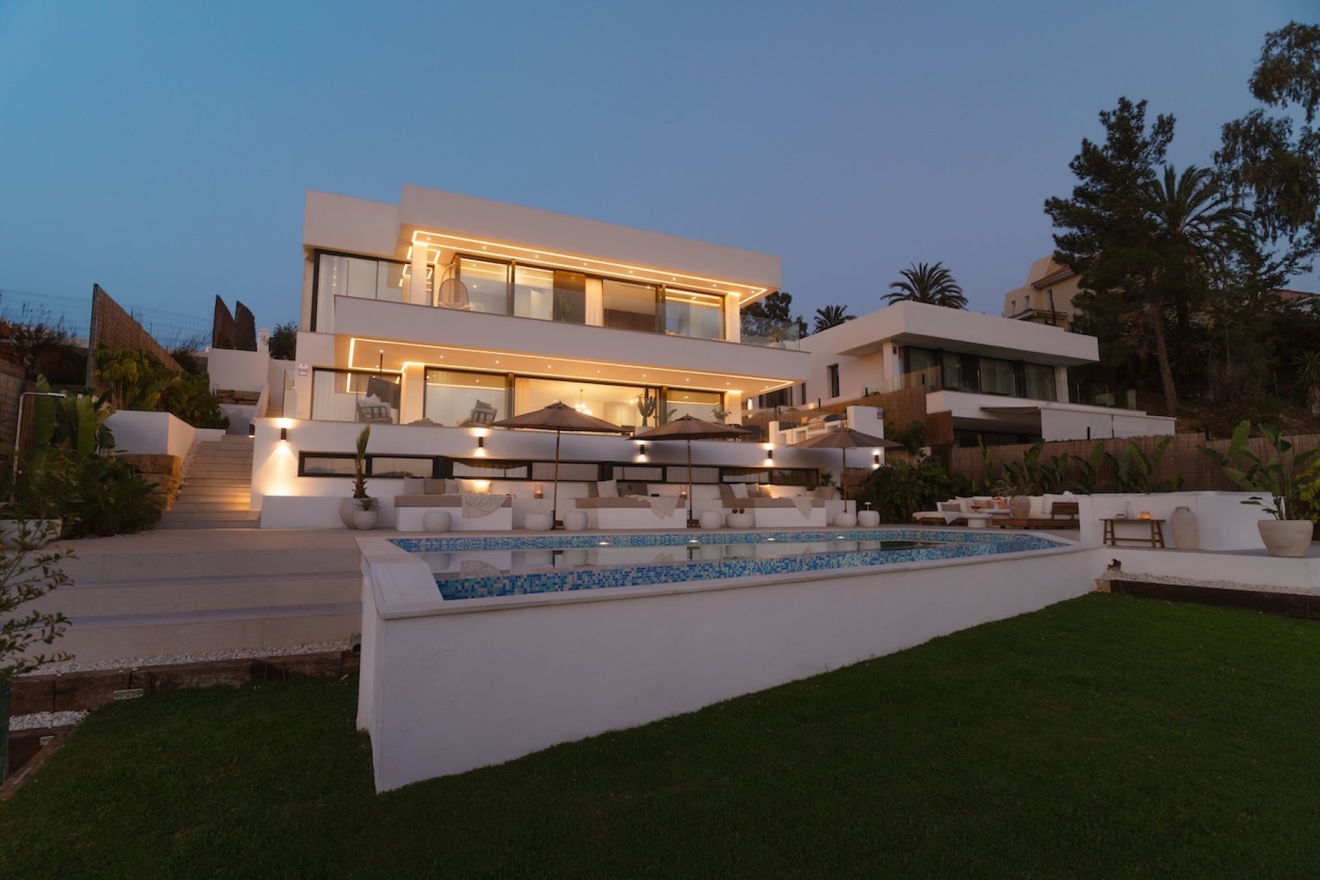 Herverkoop - Villa -
Marbella - Nueva Andalucía