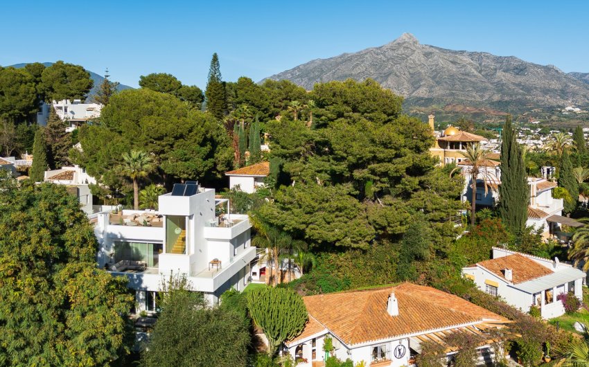 Herverkoop - Villa -
Marbella - Nueva Andalucía