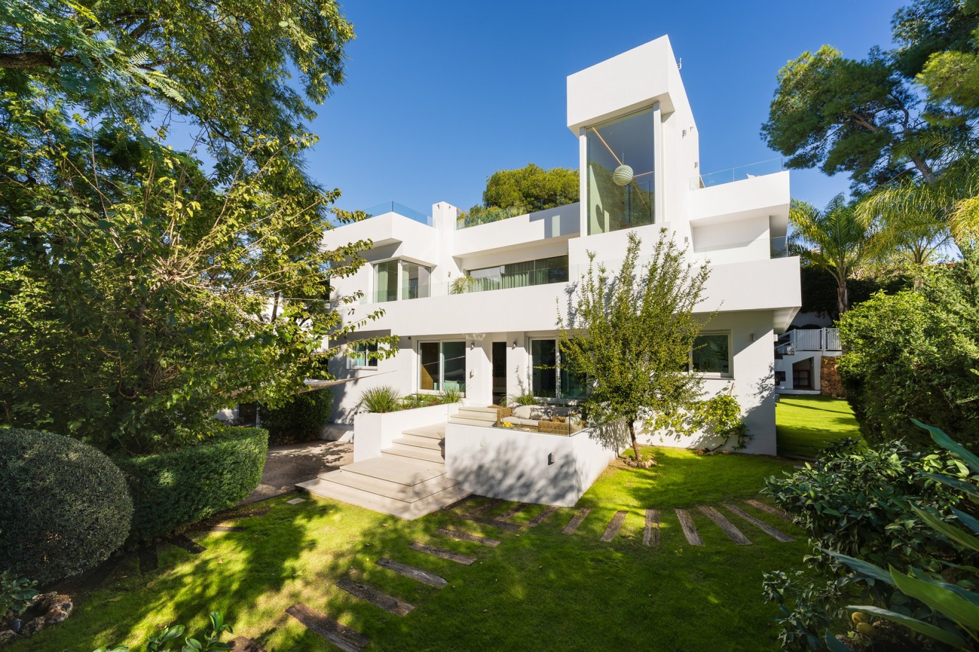 Herverkoop - Villa -
Marbella - Nueva Andalucía