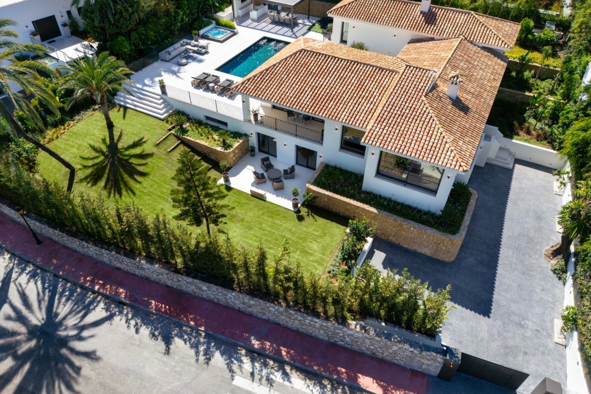 Herverkoop - Villa -
Marbella - Nueva Andalucía