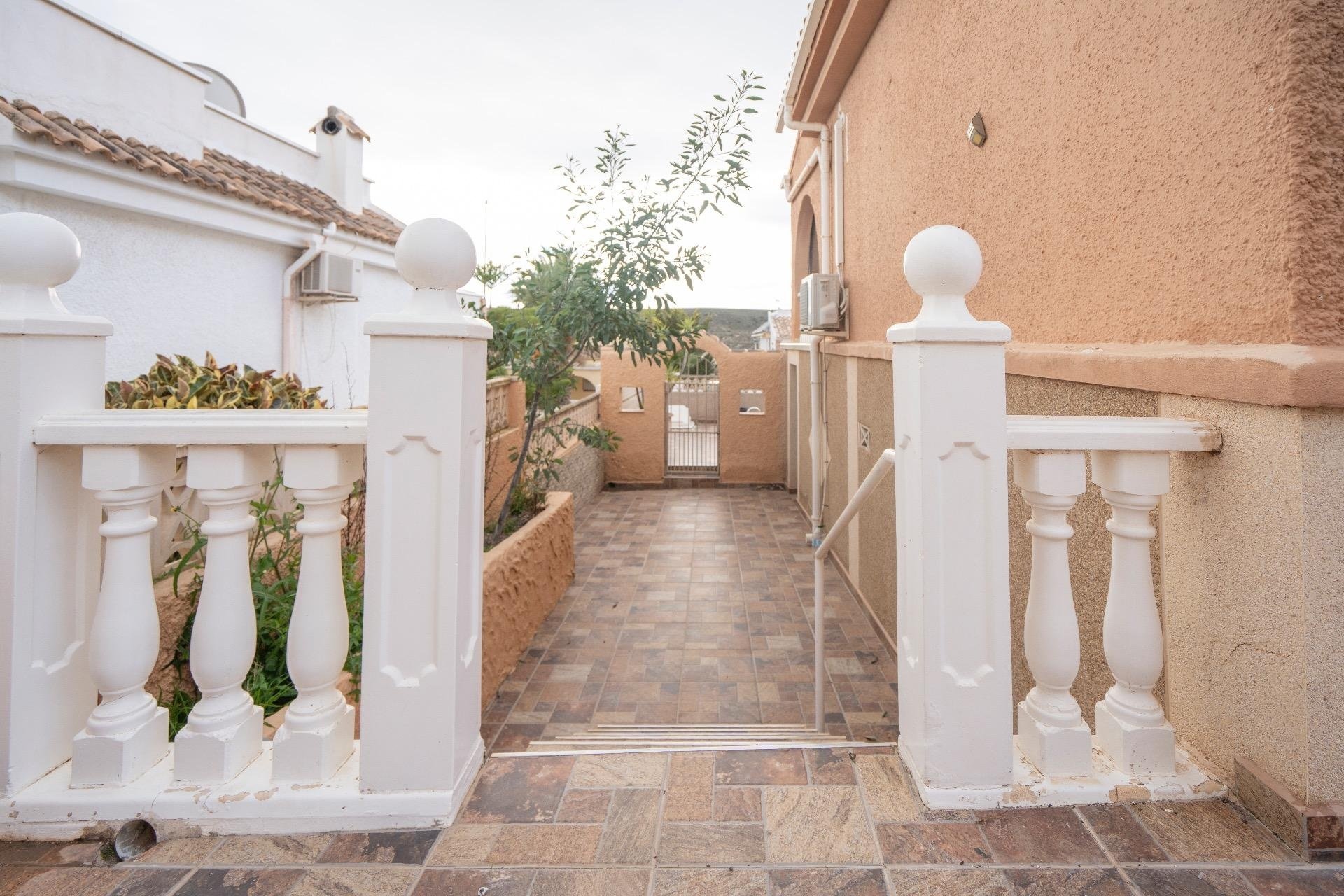 Herverkoop - Villa -
Mazarron - Camposol