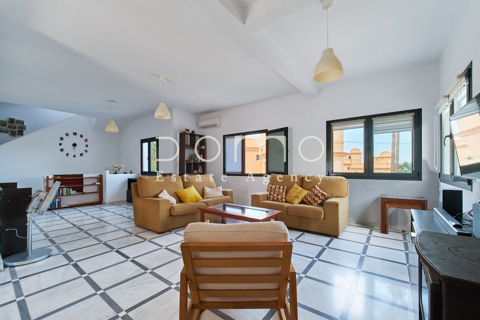 Herverkoop - Villa -
Mojacar - Mojácar