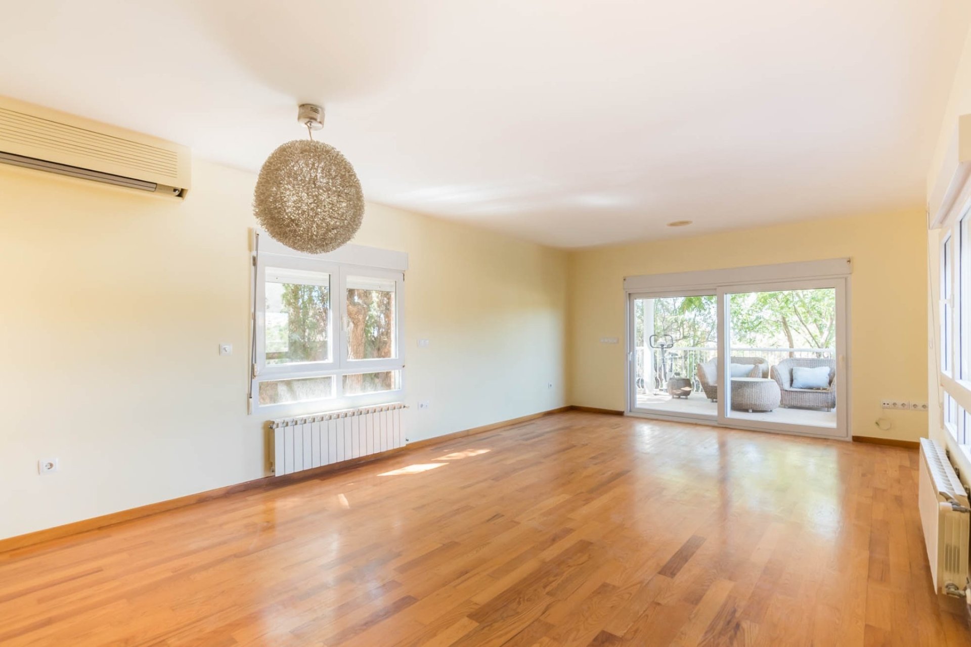 Herverkoop - Villa -
MOLINA DEL SEGURA