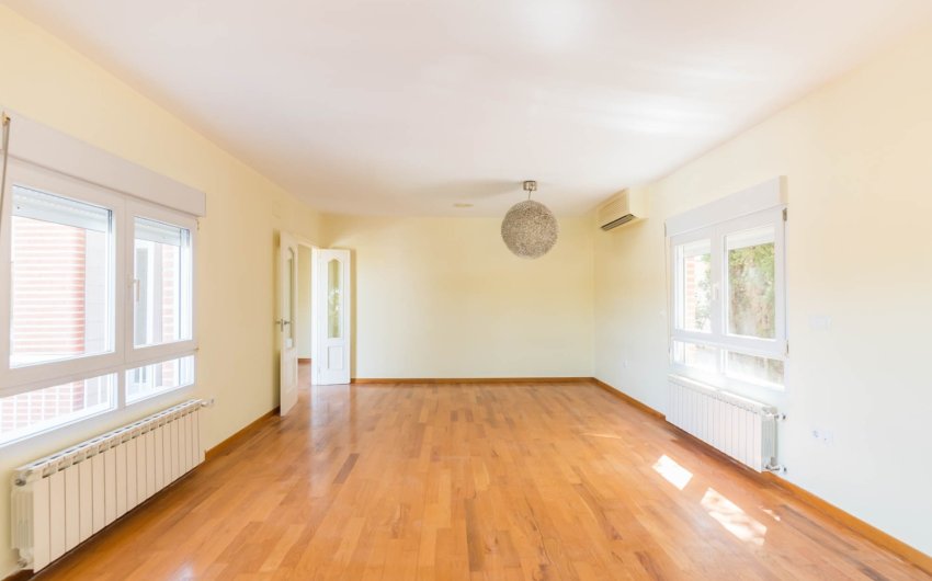 Herverkoop - Villa -
MOLINA DEL SEGURA