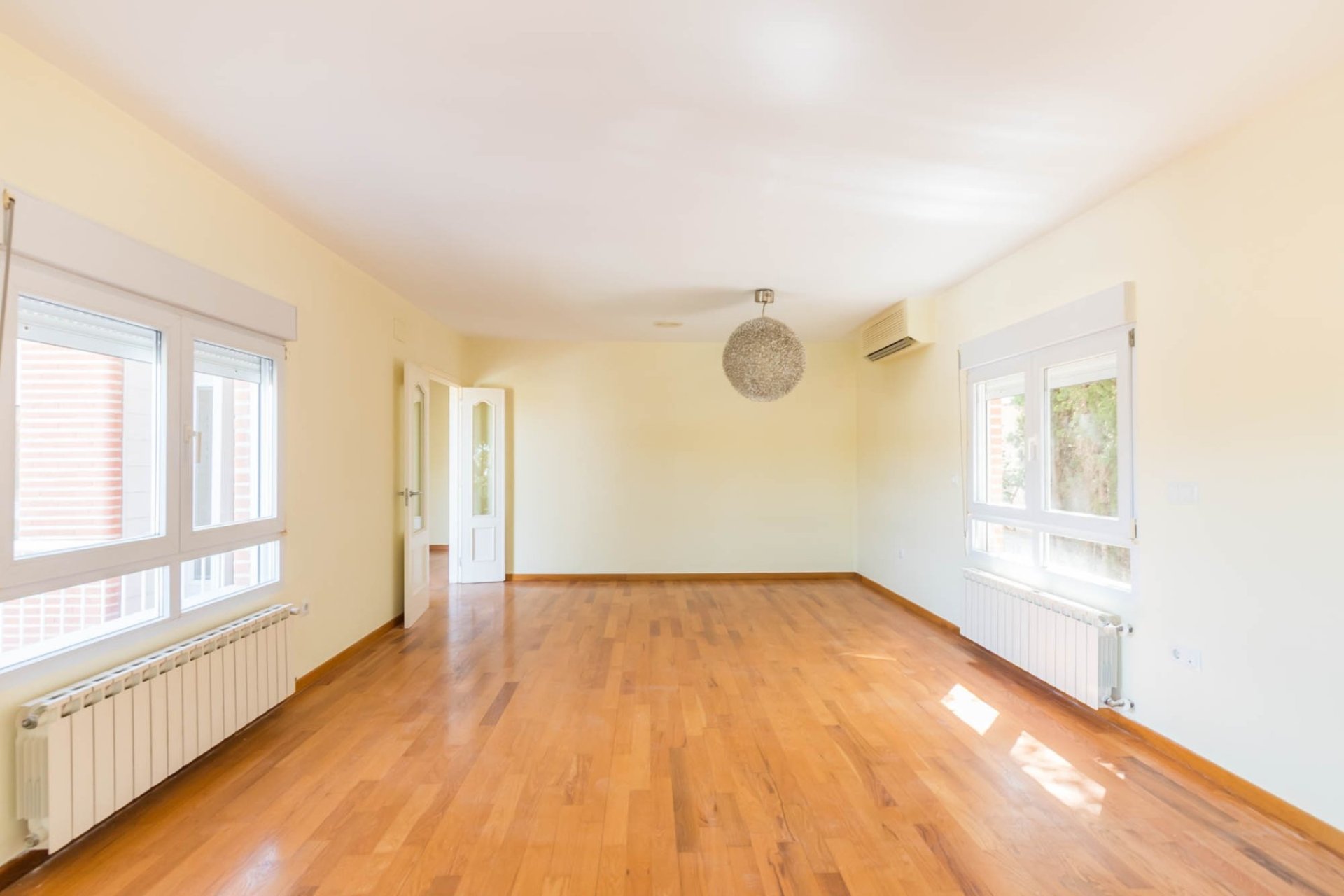 Herverkoop - Villa -
MOLINA DEL SEGURA