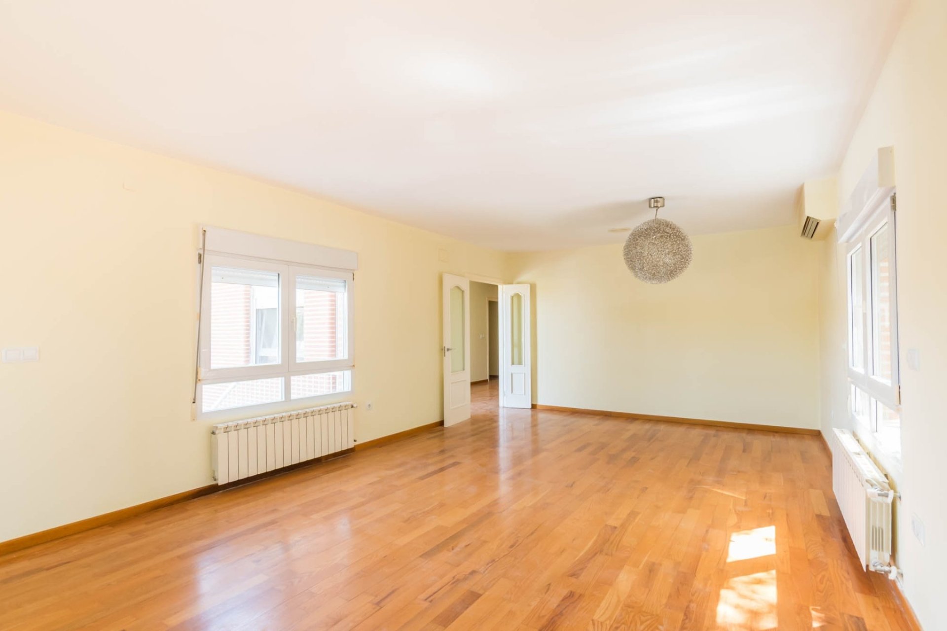 Herverkoop - Villa -
MOLINA DEL SEGURA