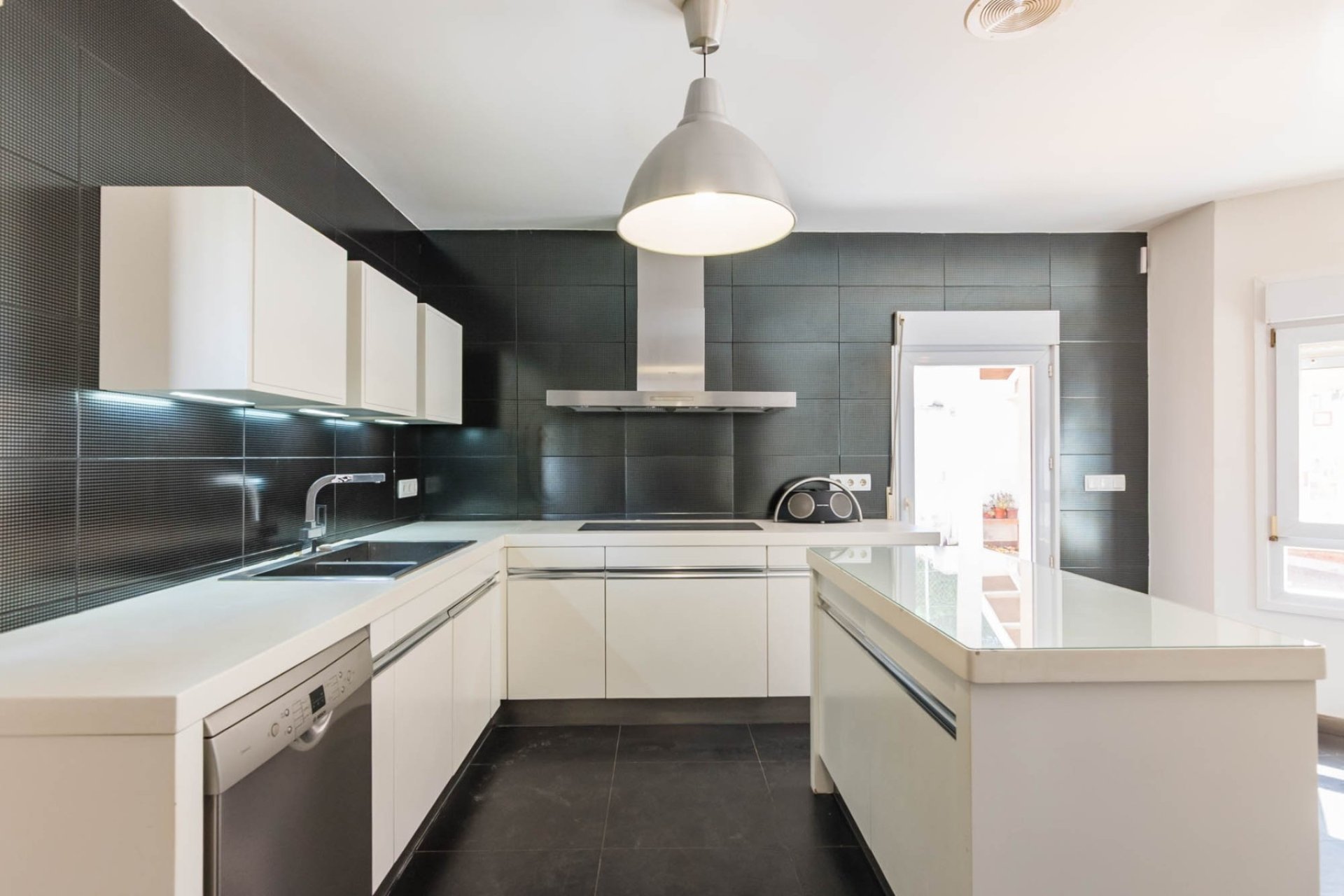 Herverkoop - Villa -
MOLINA DEL SEGURA