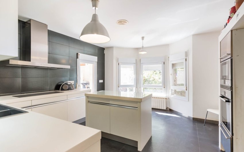 Herverkoop - Villa -
MOLINA DEL SEGURA