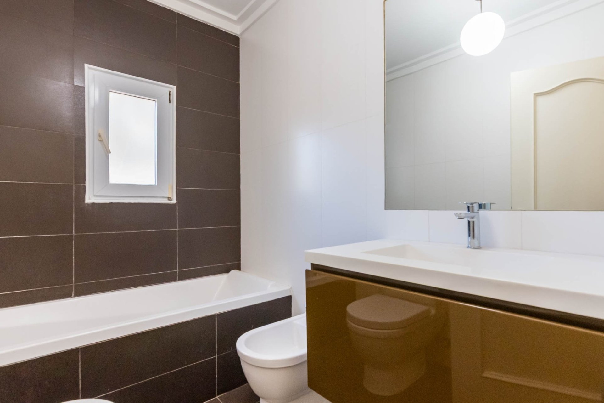 Herverkoop - Villa -
MOLINA DEL SEGURA