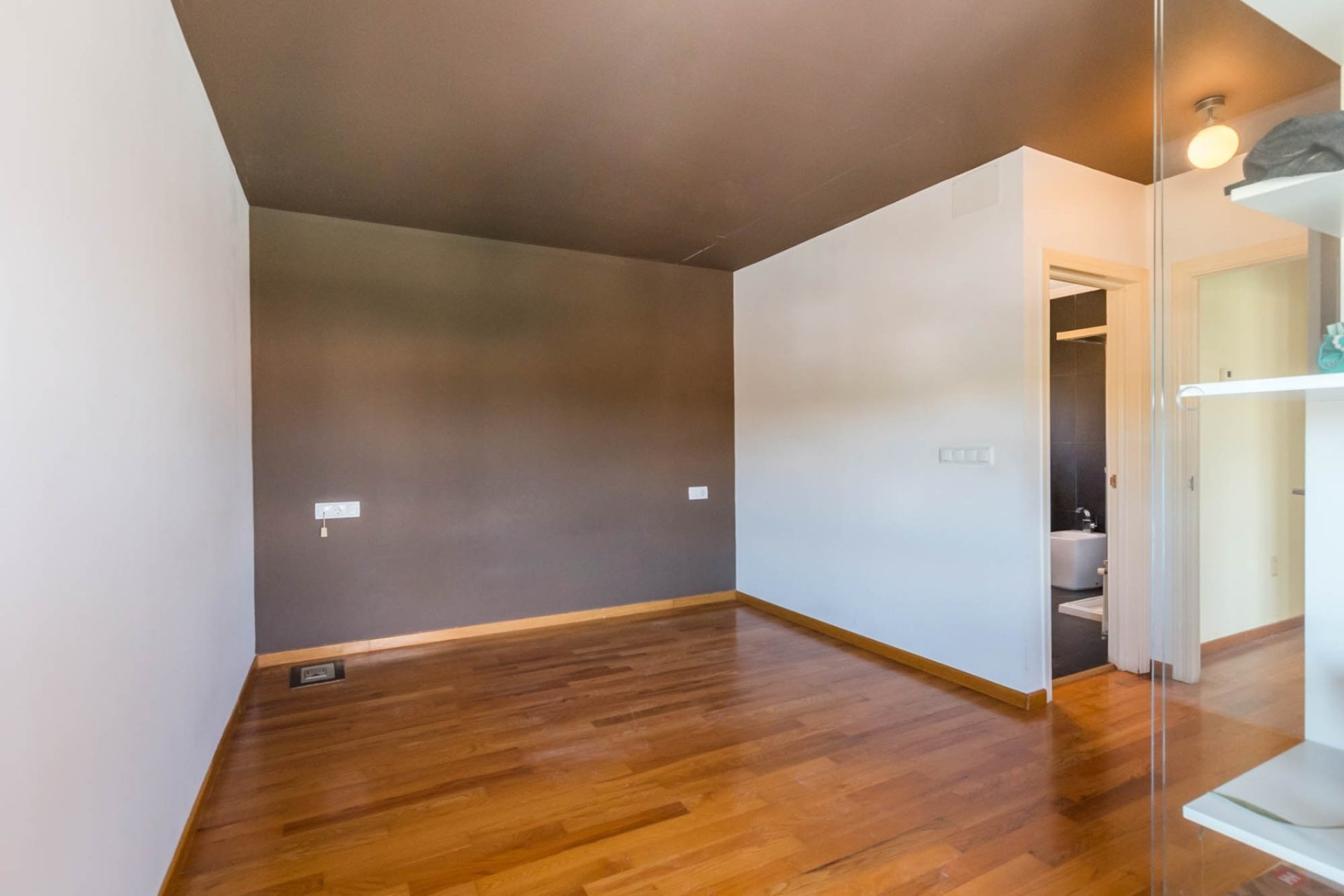 Herverkoop - Villa -
MOLINA DEL SEGURA