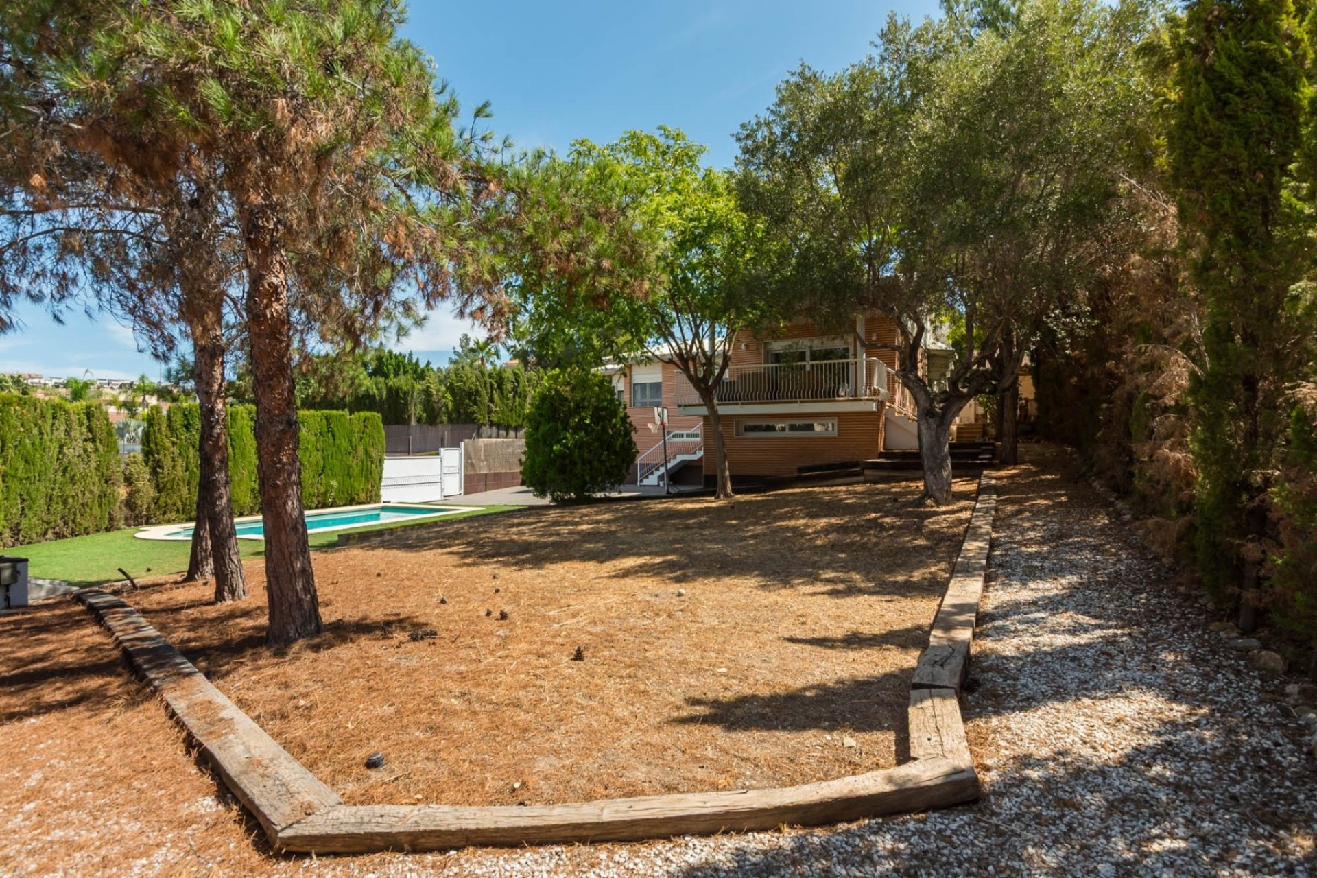 Herverkoop - Villa -
MOLINA DEL SEGURA