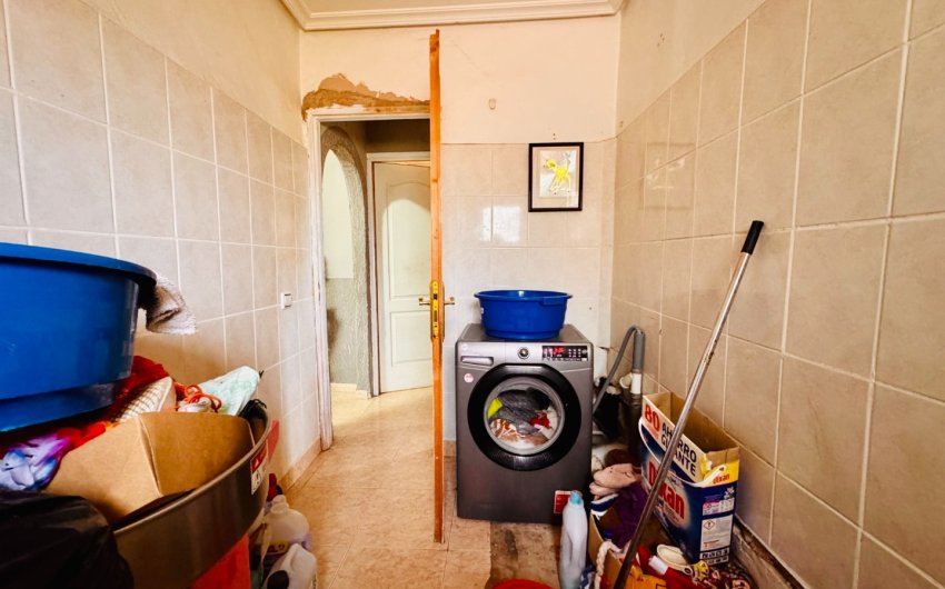 Herverkoop - Villa -
Monóvar - Monovar