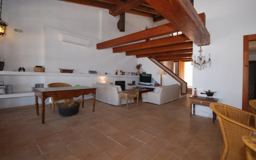 Herverkoop - Villa -
Moraira - Benimeit