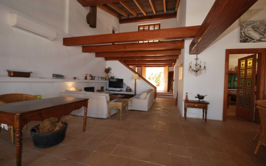 Herverkoop - Villa -
Moraira - Benimeit