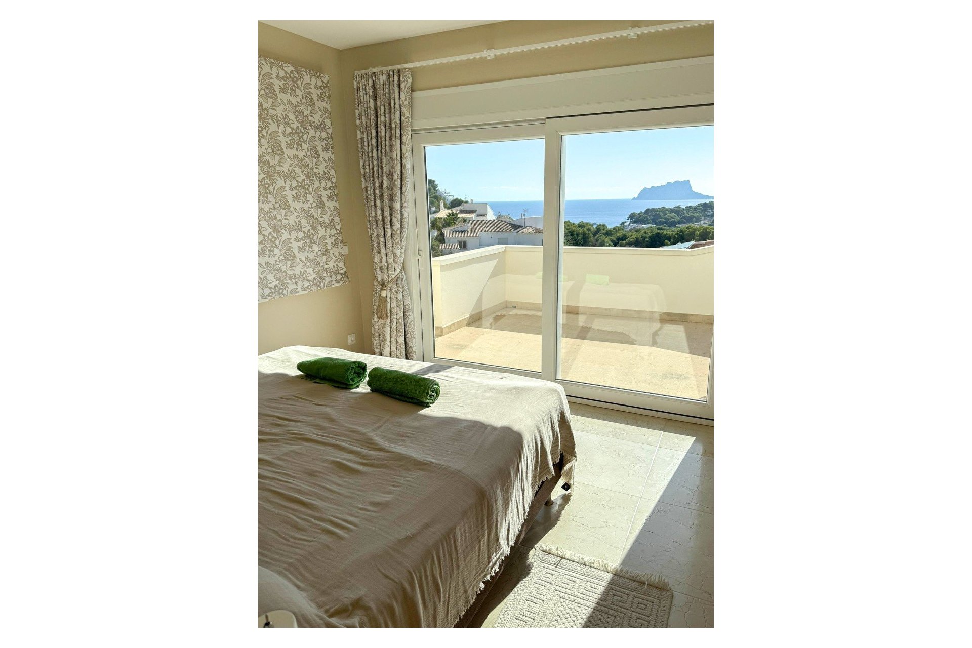 Herverkoop - Villa -
Moraira - El Portet