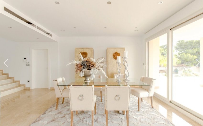 Herverkoop - Villa -
Moraira