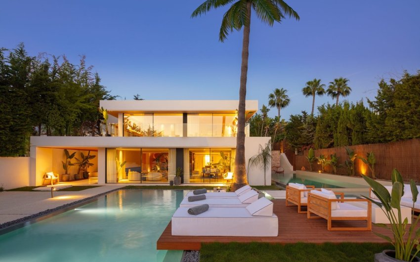 Herverkoop - Villa -
Nueva Andalucía - Costa del Sol