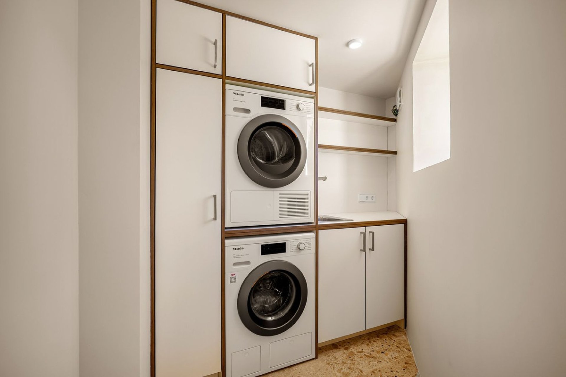 Herverkoop - Villa -
Nueva Andalucía - Costa del Sol