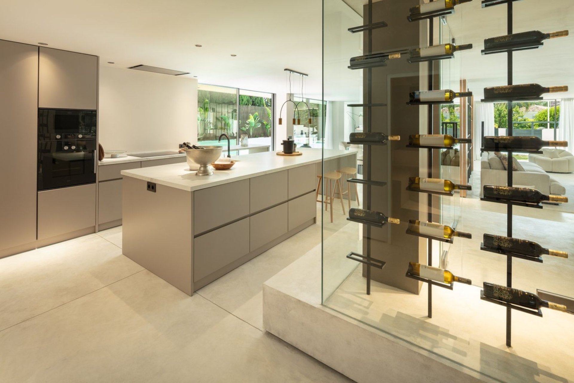 Herverkoop - Villa -
Nueva Andalucía - Costa del Sol