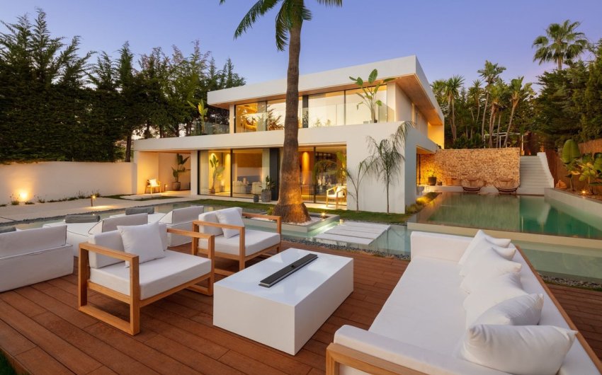 Herverkoop - Villa -
Nueva Andalucía - Costa del Sol