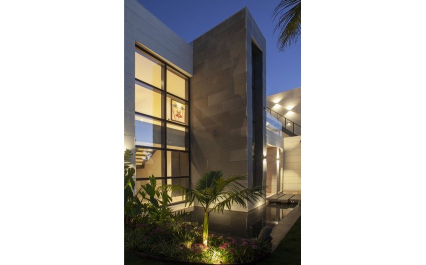 Herverkoop - Villa -
Nueva Andalucía - Costa del Sol