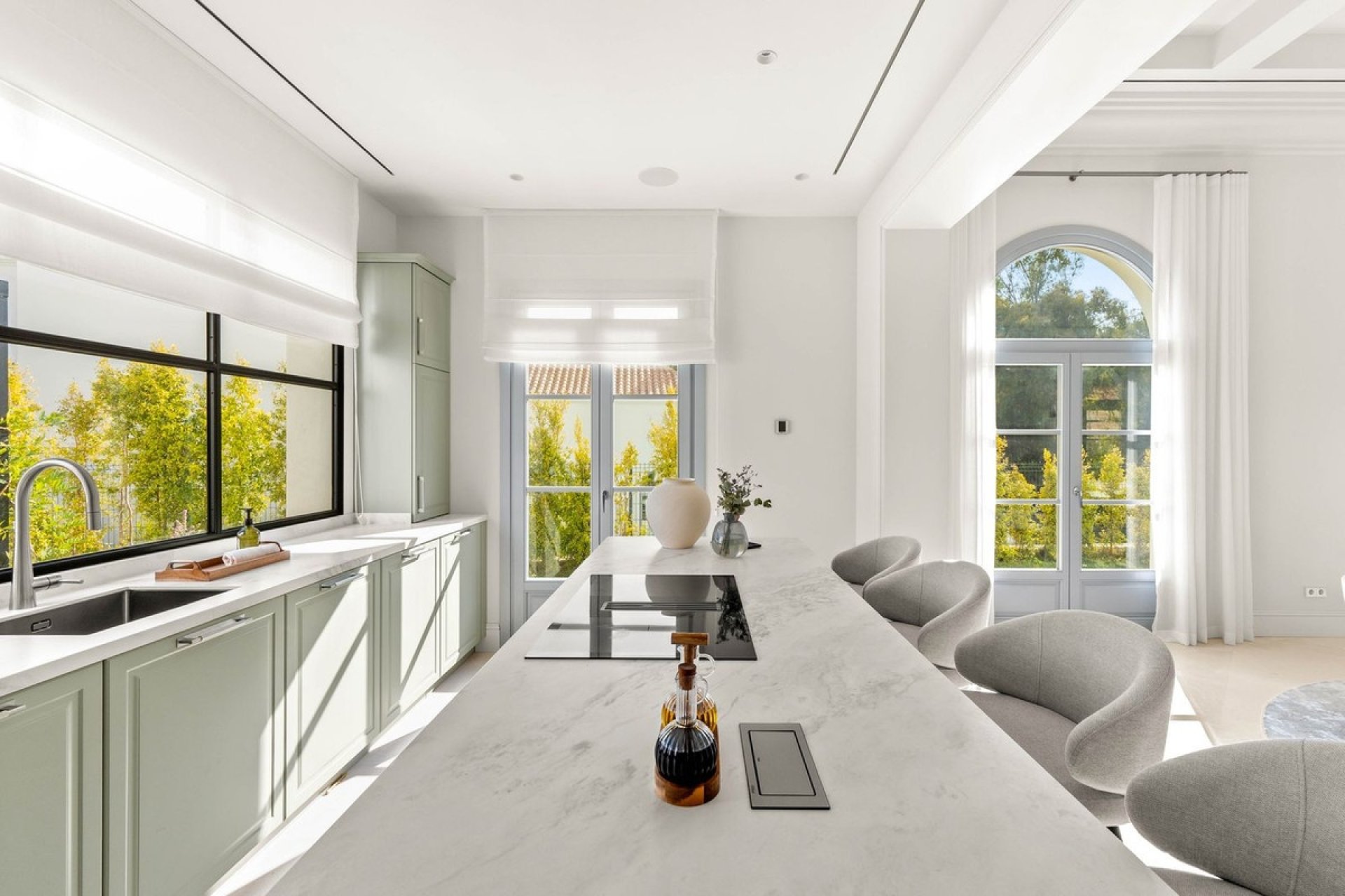 Herverkoop - Villa -
Nueva Andalucía - Costa del Sol