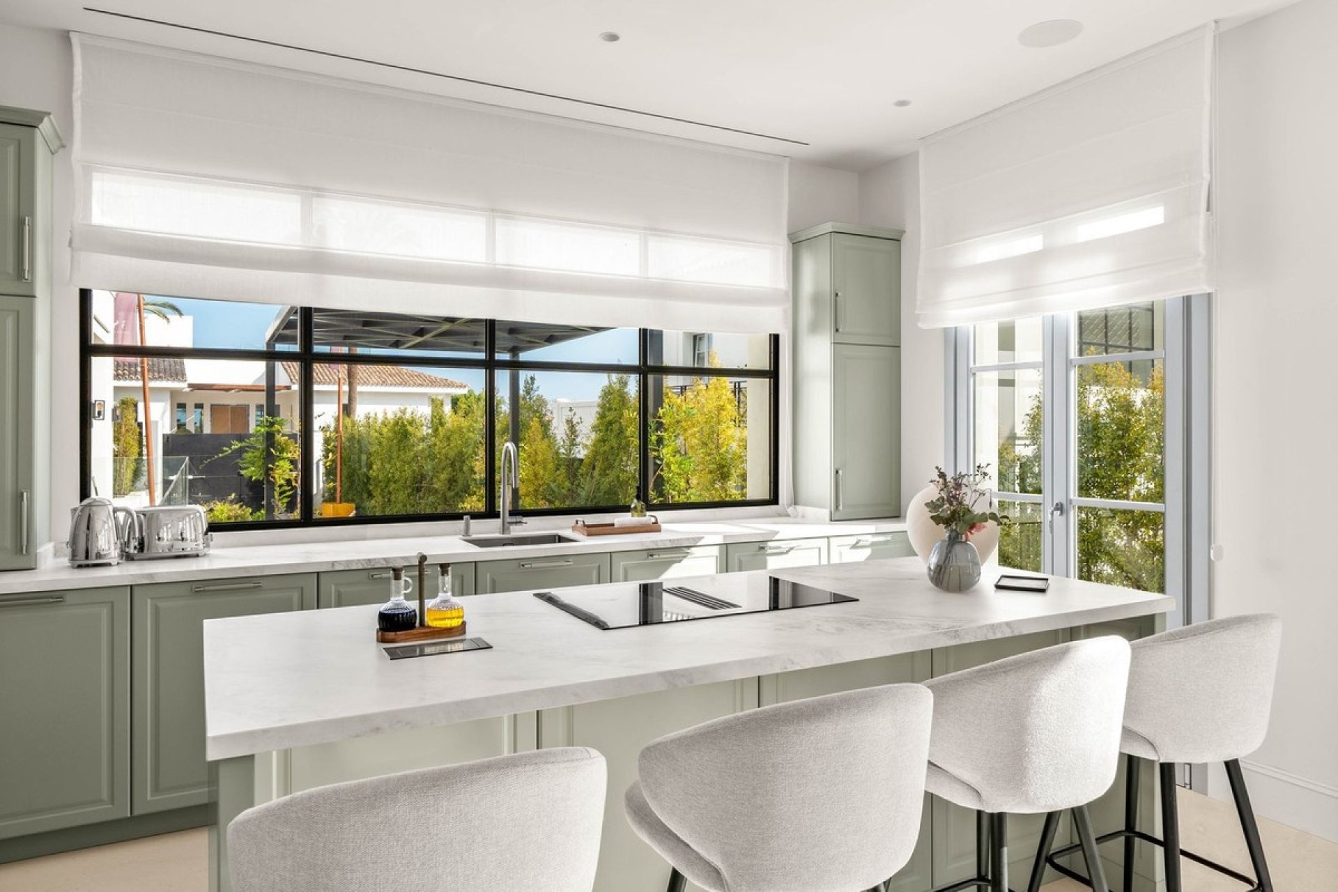 Herverkoop - Villa -
Nueva Andalucía - Costa del Sol