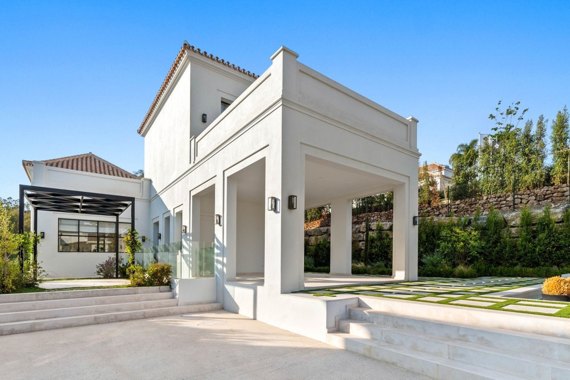 Herverkoop - Villa -
Nueva Andalucía - Costa del Sol