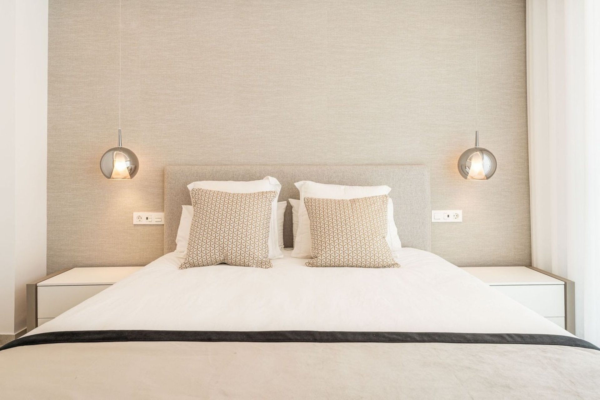 Herverkoop - Villa -
Nueva Andalucía - Costa del Sol