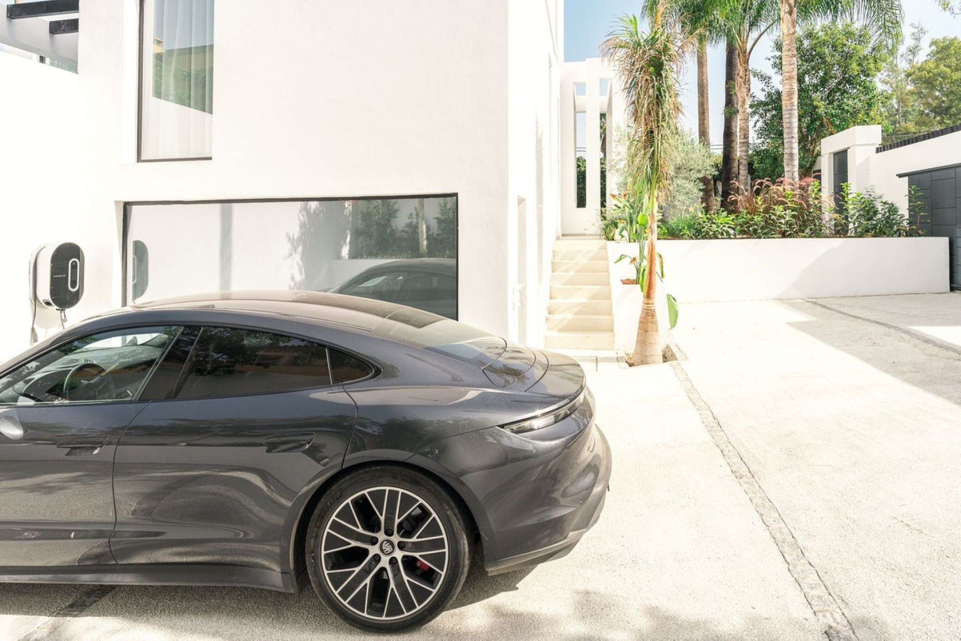 Herverkoop - Villa -
Nueva Andalucía - Costa del Sol