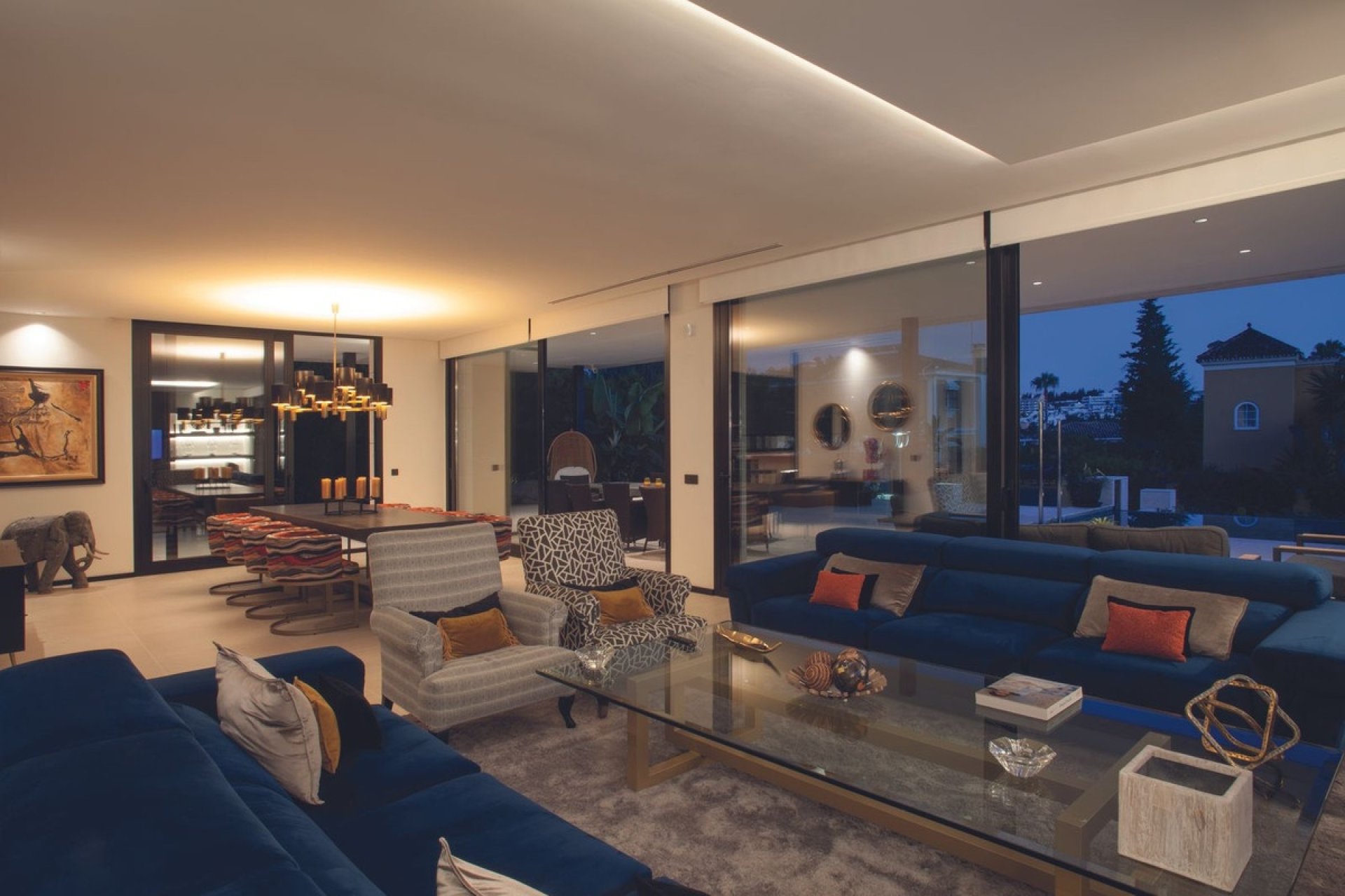 Herverkoop - Villa -
Nueva Andalucía - Costa del Sol