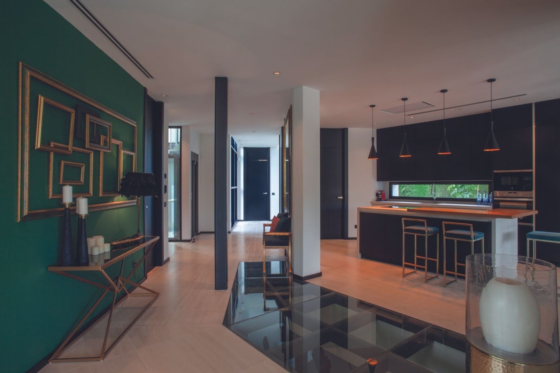 Herverkoop - Villa -
Nueva Andalucía - Costa del Sol