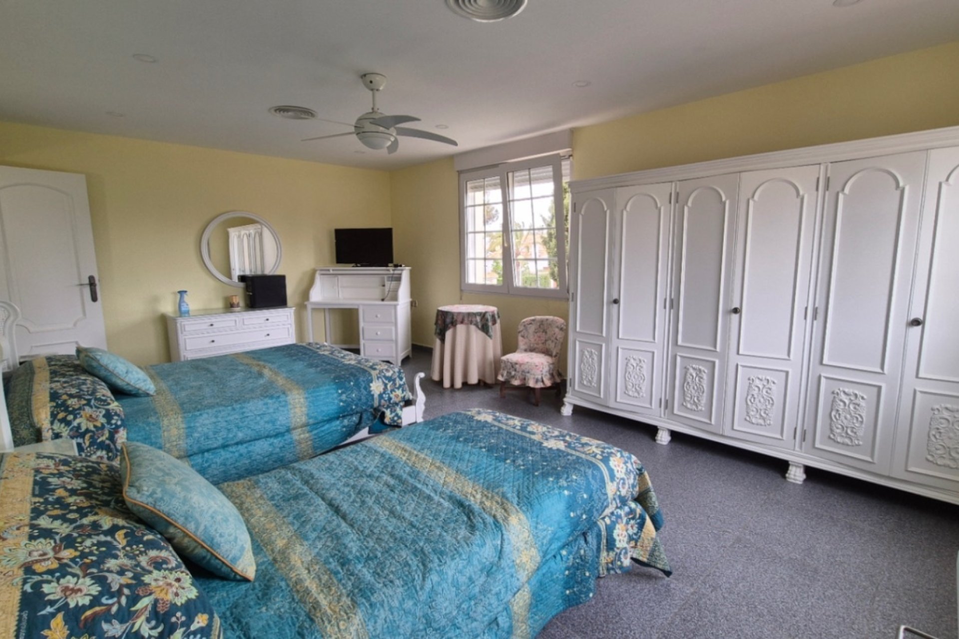 Herverkoop - Villa -
Orihuela - Costa Blanca