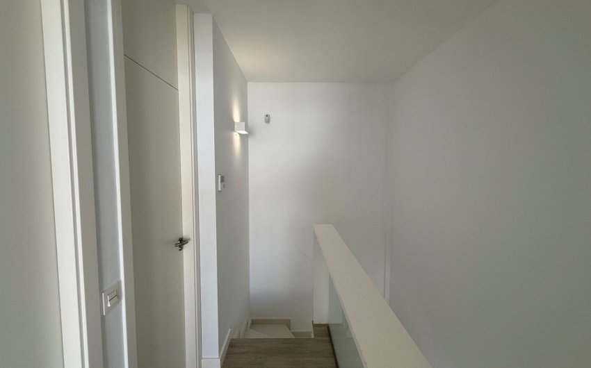 Herverkoop - Villa -
Orihuela - Costa Blanca