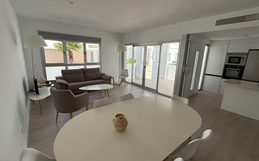 Herverkoop - Villa -
Orihuela - Costa Blanca